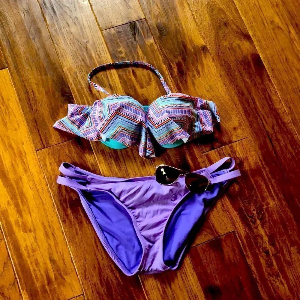 Super cute Xhiliration L/XL Bikini